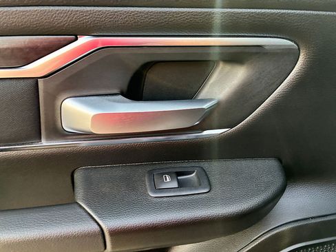 Used 2024 RAM 1500 Big Horn RWD image 24