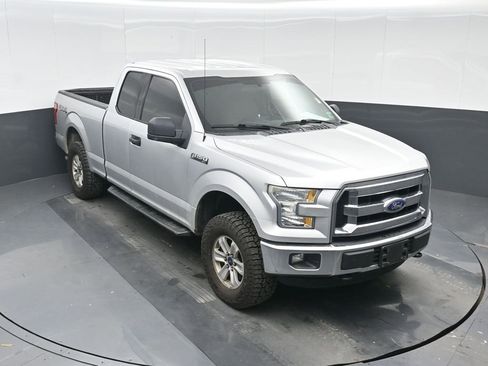 Used 2015 Ford F150 XLT w/ Snow Plow Prep Package image 24