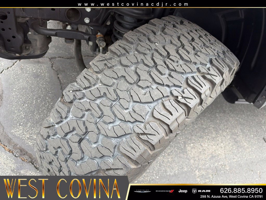 Used 2024 Jeep Wrangler Unlimited Rubicon AWD/4WD image 26