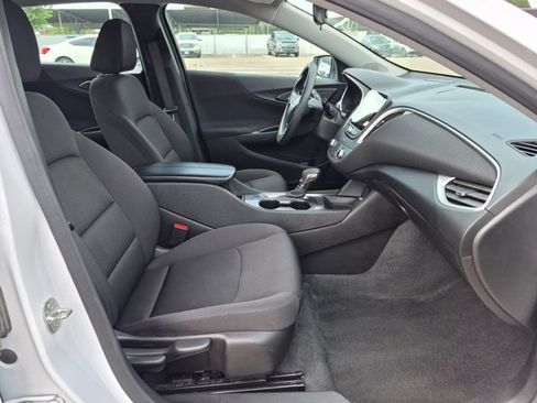 Used 2024 Chevrolet Malibu LT FWD image 20