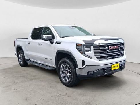 Used 2023 GMC Sierra 1500 SLT AWD/4WD image 7