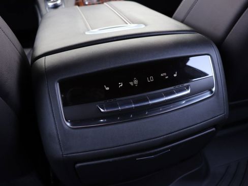 Used 2021 Cadillac Escalade ESV Luxury image 71