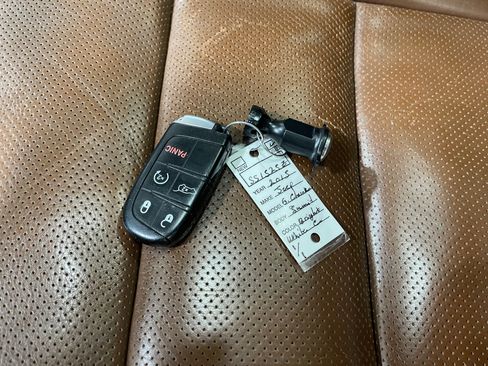 Used 2015 Jeep Grand Cherokee Summit w/ Platinum Series Group AWD/4WD image 35