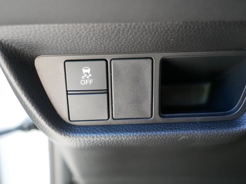 Used 2025 Honda HR-V LX image 26