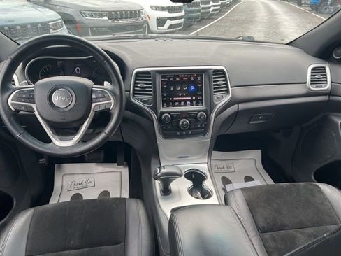 Used 2015 Jeep Grand Cherokee Altitude image 22