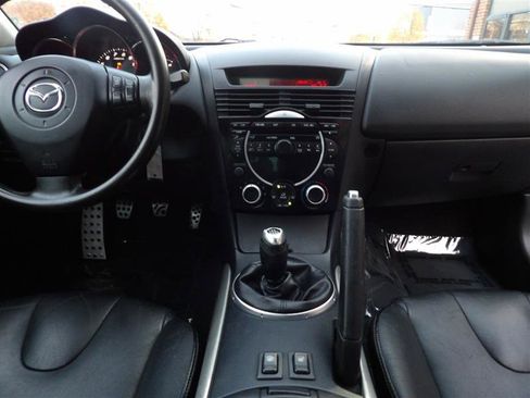 Used 2007 MAZDA RX-8 Grand Touring w/ Rotary Accent Pkg image 16