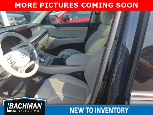 Used 2023 Hyundai Palisade Limited w/ Cargo Package AWD/4WD image 4