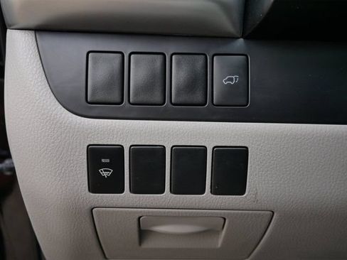 Used 2015 Toyota Highlander XLE AWD/4WD image 16