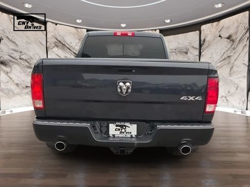 Used 2018 RAM 1500 Express w/ Express Value Package AWD/4WD image 6