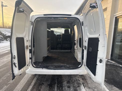 Used 2019 Nissan NV200 SV w/ Navigation Package image 12