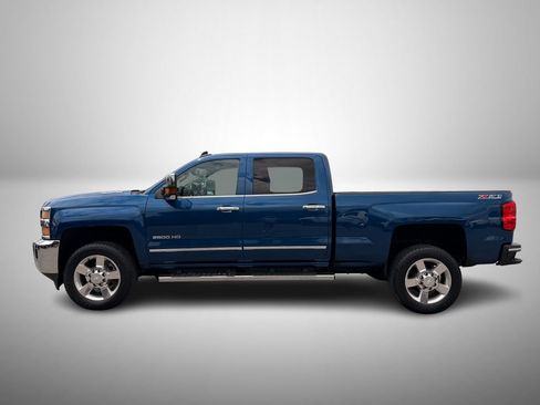 Used 2016 Chevrolet Silverado 2500 LTZ w/ Duramax Plus Package AWD/4WD image 6