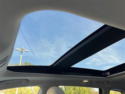 Used 2024 Nissan Murano Platinum w/ Cargo Package image 34