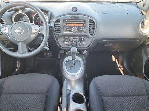 Used 2012 Nissan Juke S image 24