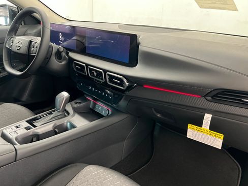 New 2026 Nissan Sentra SV FWD image 23