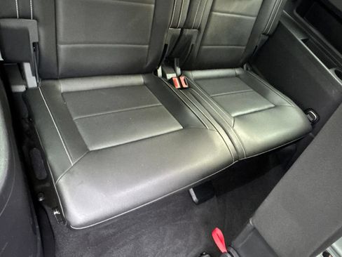 Used 2023 Volkswagen Atlas SE w/ Panoramic Sunroof Package FWD image 40