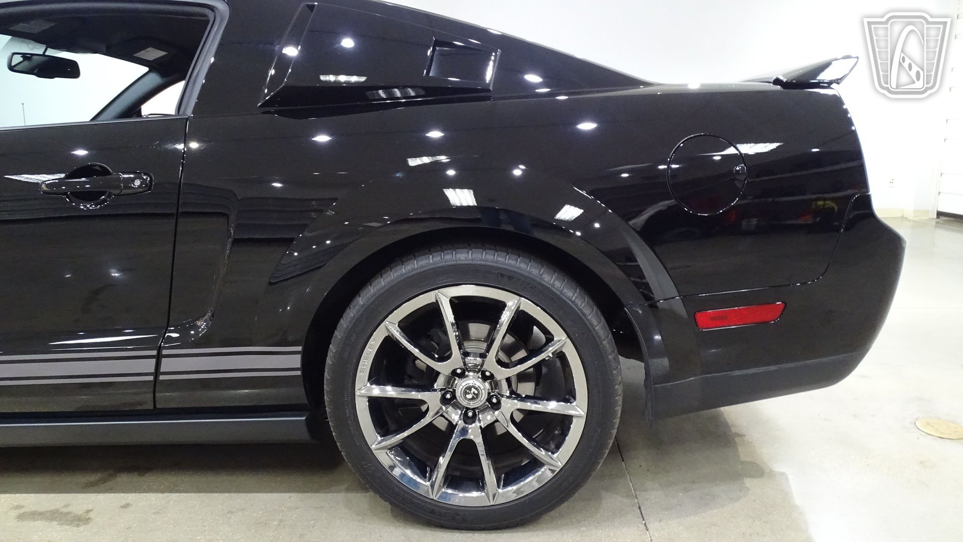 Used 2007 Ford Mustang Shelby GT500 RWD image 31