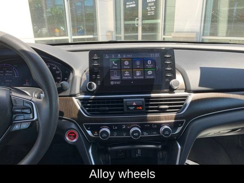 Certified 2019 Honda Accord EX image 17