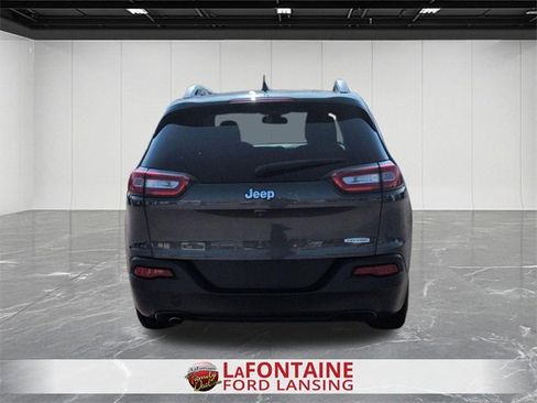 Used 2015 Jeep Cherokee Latitude image 4