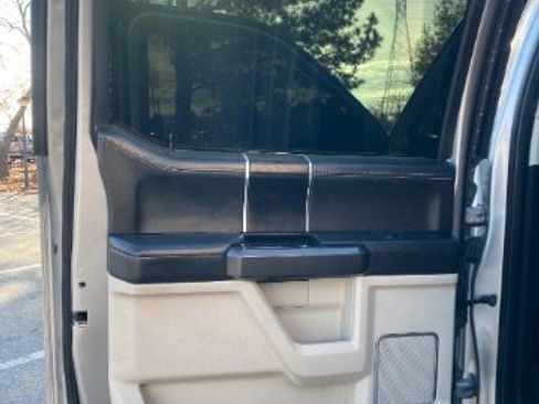 Used 2020 Ford F450 Limited image 16