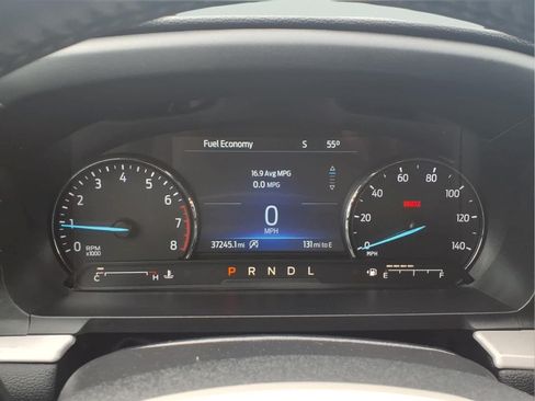 Used 2023 Ford Explorer XLT AWD/4WD image 20