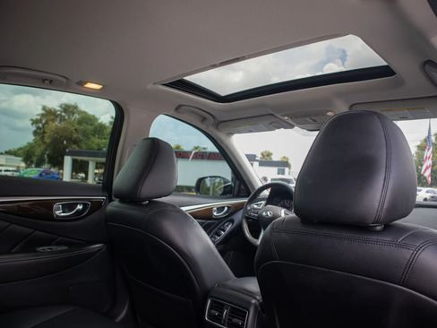 Used 2019 INFINITI Q50 Luxe RWD image 19