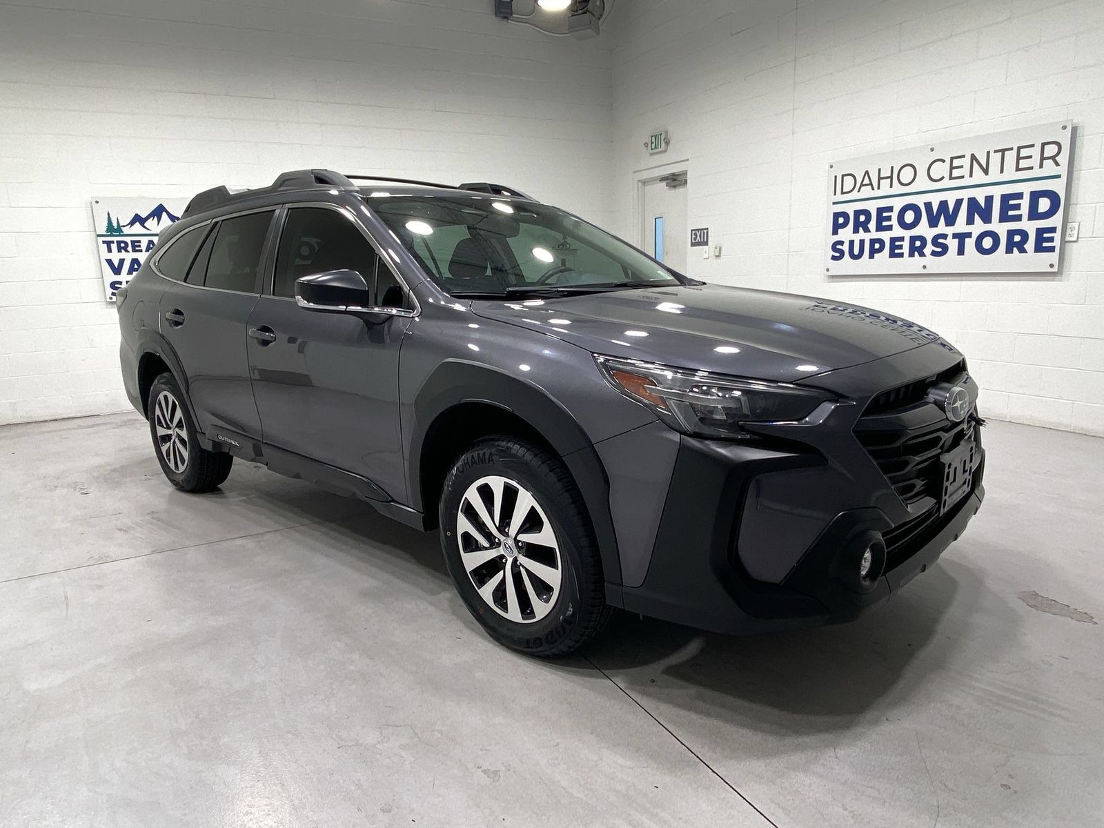Used 2024 Subaru Outback AWD/4WD image 2