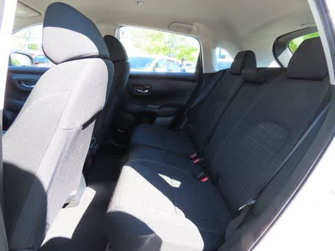 Used 2023 Honda HR-V LX image 13