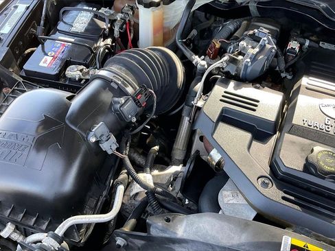 Used 2014 RAM 3500 Laramie Longhorn image 32