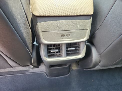 Used 2025 Chevrolet Equinox LT w/ Convenience Package II FWD image 23