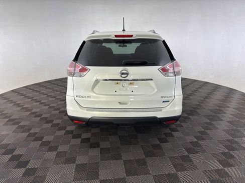 Used 2014 Nissan Rogue SV w/ SV Premium Package AWD/4WD image 6