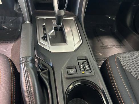 Used 2023 Subaru Crosstrek 2.0i Premium image 18