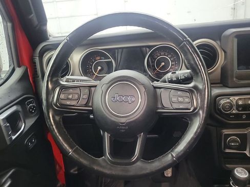 Used 2021 Jeep Wrangler Unlimited Willys image 11