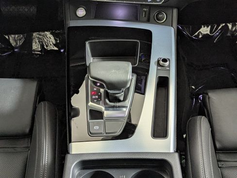 Certified 2025 Audi Q5 Prestige AWD/4WD image 17