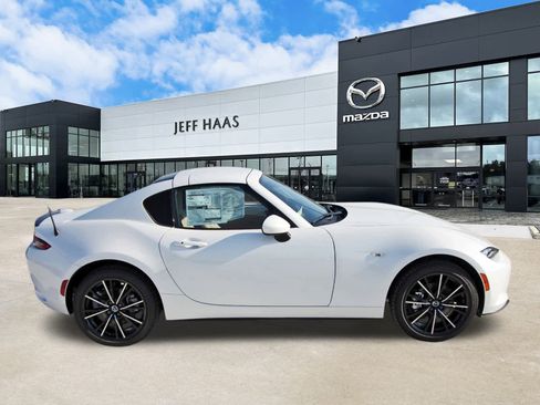 New 2025 MAZDA MX-5 Miata RF Grand Touring image 5