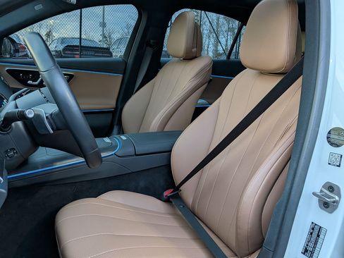 Certified 2025 Mercedes-Benz E 350 4MATIC Sedan image 12