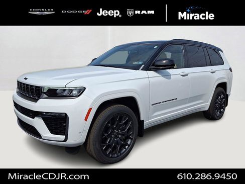 New 2026 Jeep Grand Cherokee L Summit AWD/4WD image 1