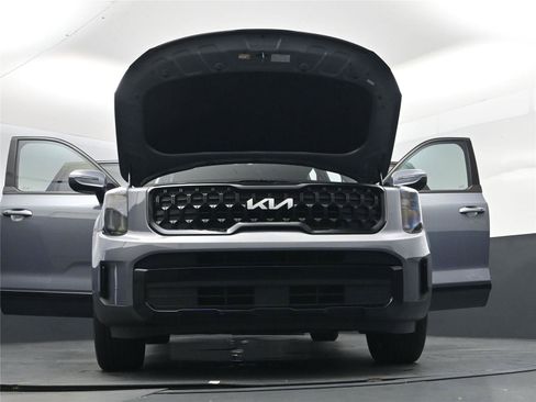 Used 2024 Kia Telluride EX X-Line image 35