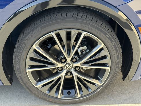 New 2026 Toyota Prius XLE image 15