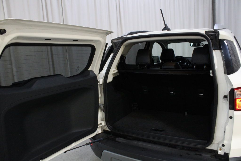 Used 2018 Ford EcoSport Titanium FWD image 31