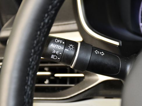 Used 2024 Acura MDX SH-AWD w/ Technology Package image 22
