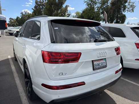 Used 2019 Audi Q7 3.0T Prestige AWD/4WD image 4
