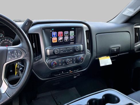 Used 2018 Chevrolet Silverado 1500 LT w/ Texas Edition RWD image 10