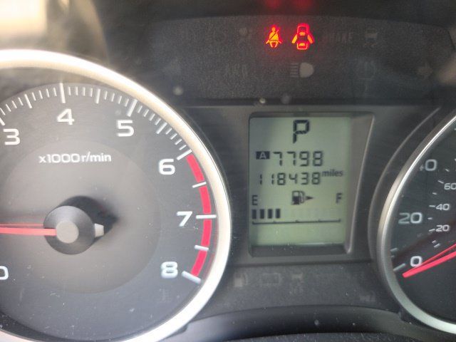 Used 2015 Subaru Forester 2.5i Premium w/ All-Weather Package AWD/4WD image 4