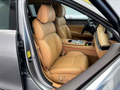 Used 2023 Genesis G90 3.5T image 6
