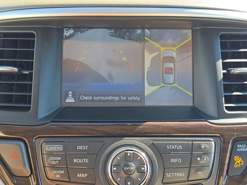 Used 2015 Nissan Pathfinder SL w/ SL Premium Package image 22