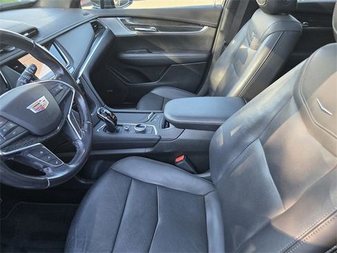 Used 2021 Cadillac XT5 Premium Luxury image 21