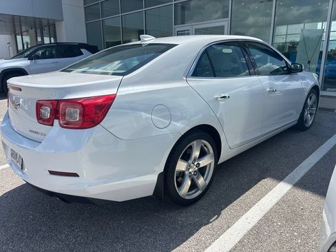 Used 2015 Chevrolet Malibu LTZ FWD image 4