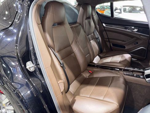 Used 2015 Porsche Panamera w/ Premium Package Plus image 62