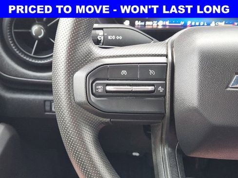 Used 2024 Chevrolet Colorado Trail Boss AWD/4WD image 30