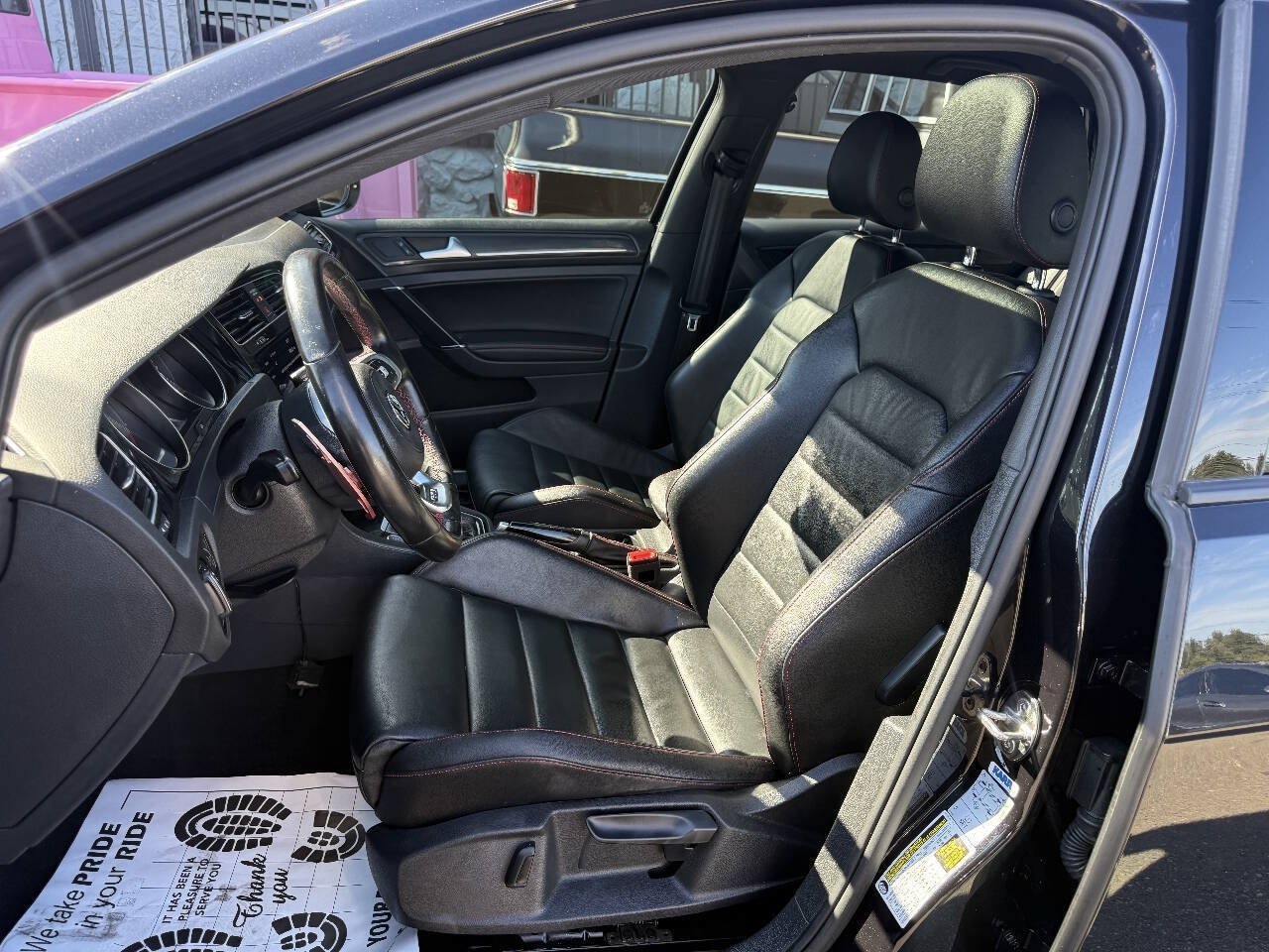 Used 2018 Volkswagen GTI SE FWD image 14